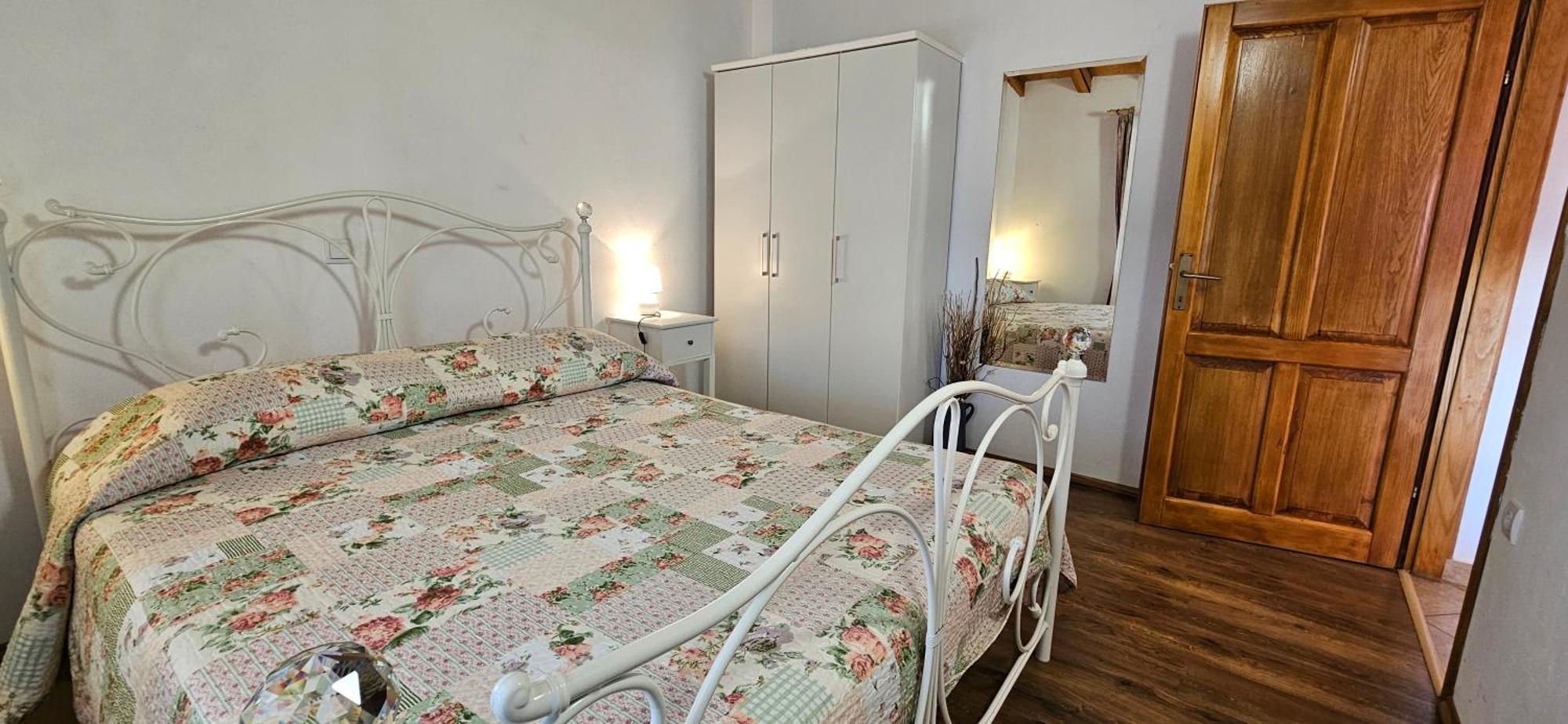 Apartments Vesna With Pool - New! Sveti Lovreč Pazenatički Zimmer foto